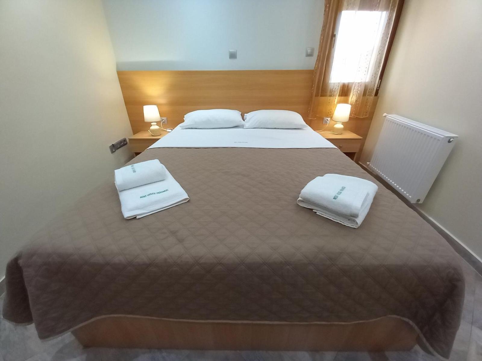Appartement Peramos Rent House à Néa Péramos Extérieur photo