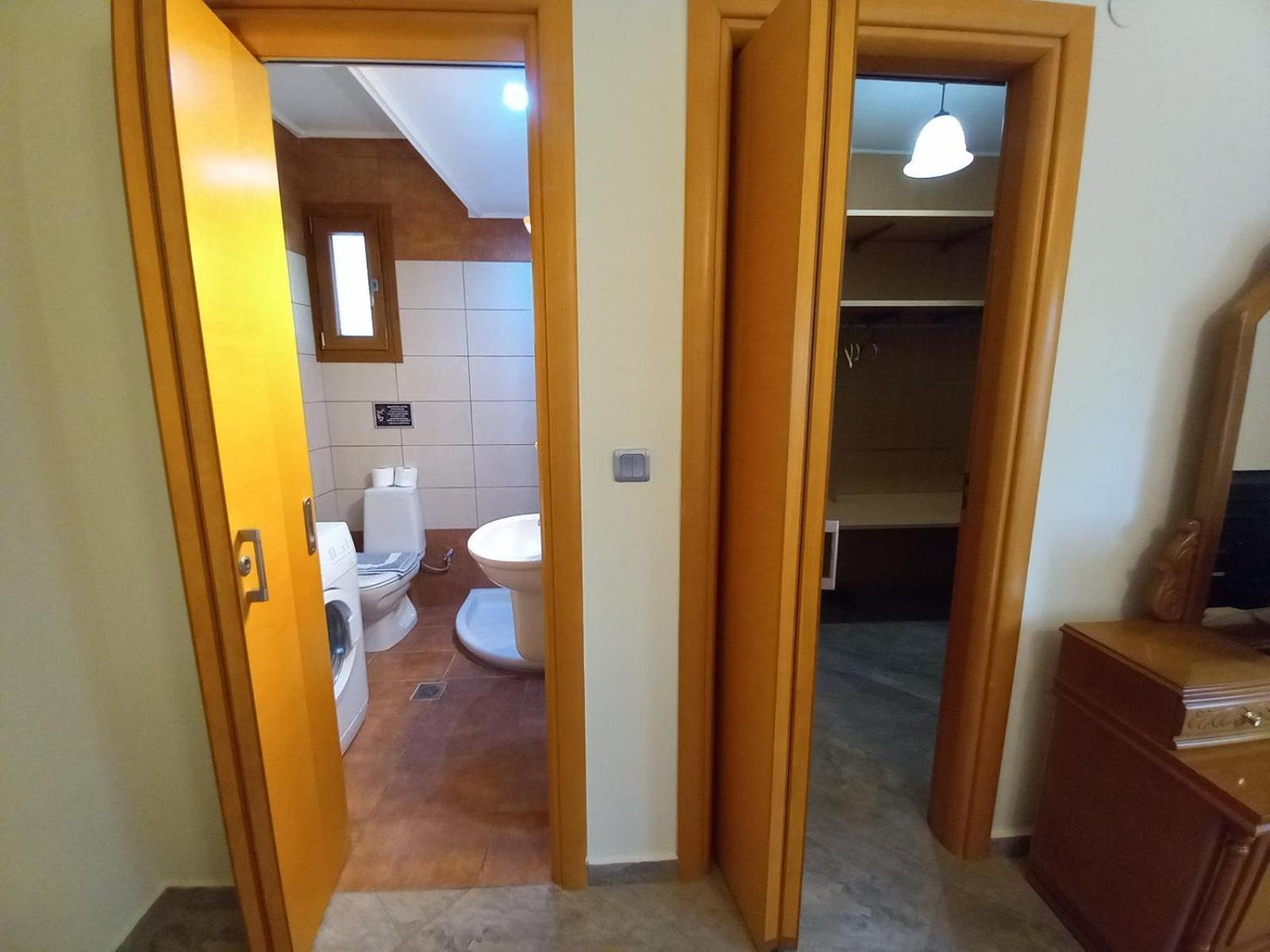 Appartement Peramos Rent House à Néa Péramos Extérieur photo