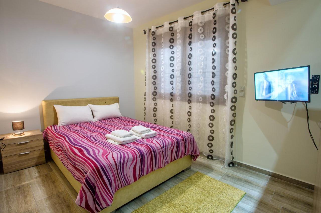 Appartement Peramos Rent House à Néa Péramos Extérieur photo