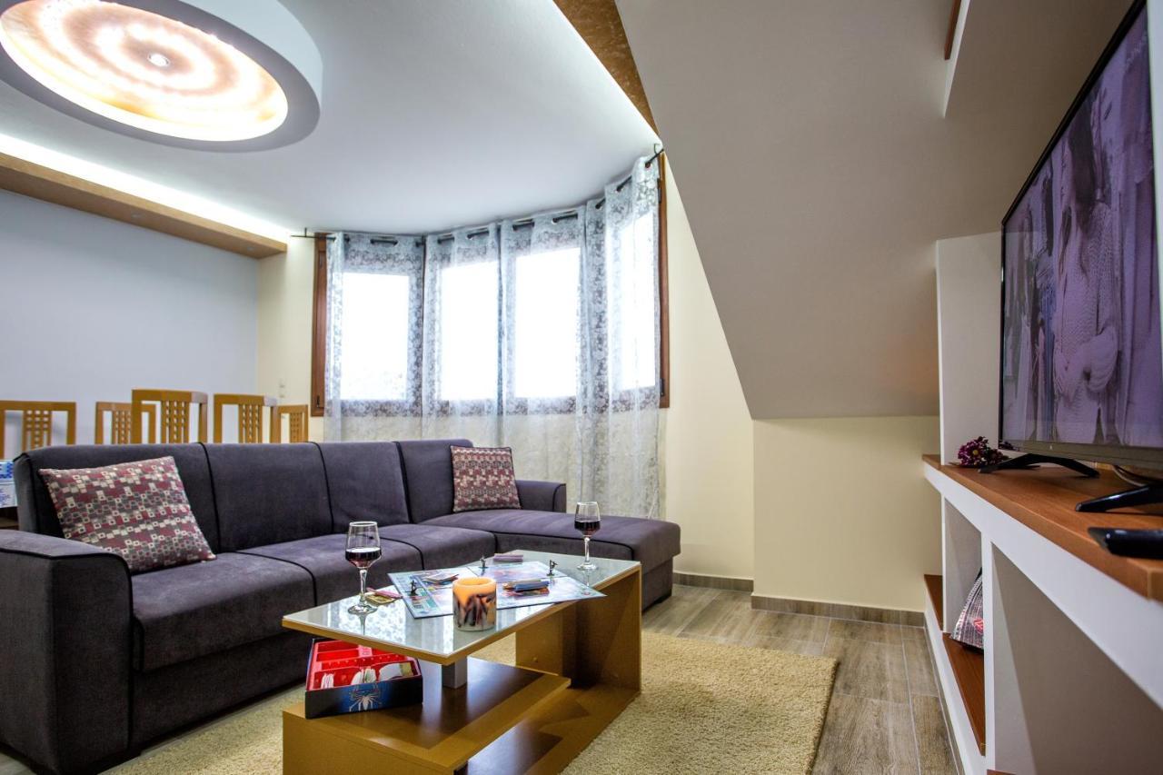 Appartement Peramos Rent House à Néa Péramos Extérieur photo