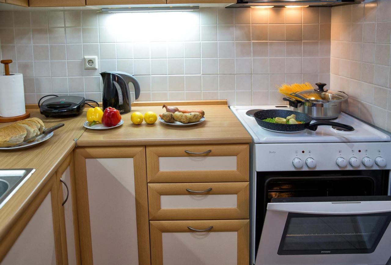 Appartement Peramos Rent House à Néa Péramos Extérieur photo